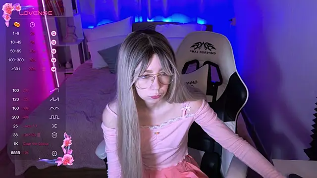 sofiisun online show from November 5, 2:06 am