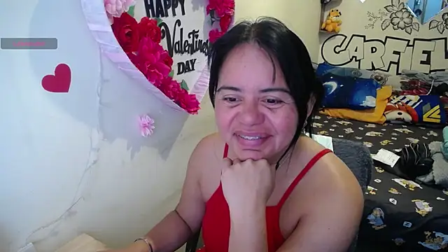Miss  kendra  online show from August 3, 11:38 am