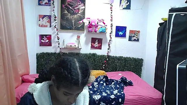 thianahorny online show from April 29, 1:58 pm