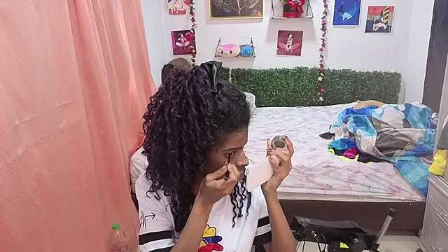 thianahorny online show from July 18, 2:08 pm
