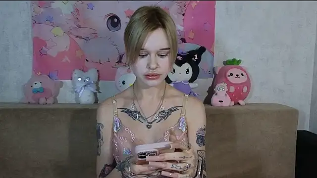 HoneyGold  online show from July 20, 3:09 am