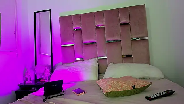 ChocoBunny1 online show from December 18, 2:00 pm