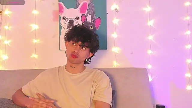 lua boy online show from May 19, 4:52 am