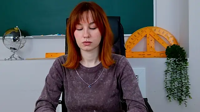 ClaireMathis online show from January 9, 2:54 pm