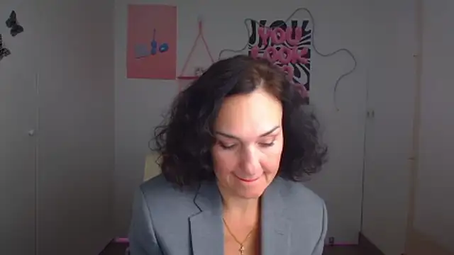 Rosie Rosee online show from May 4, 11:25 am
