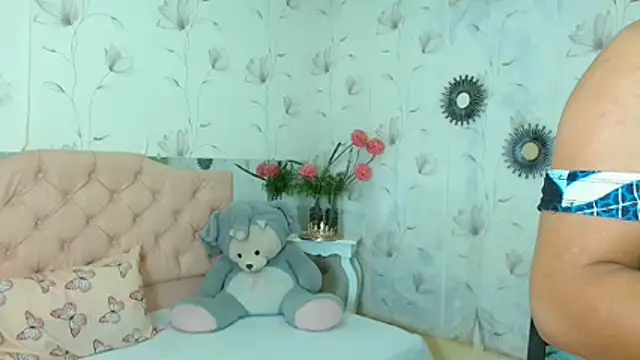 zara cute online show from January 15, 12:44 pm