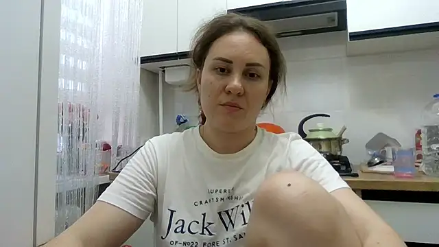 MeadowEyes online show from June 30, 5:56 pm