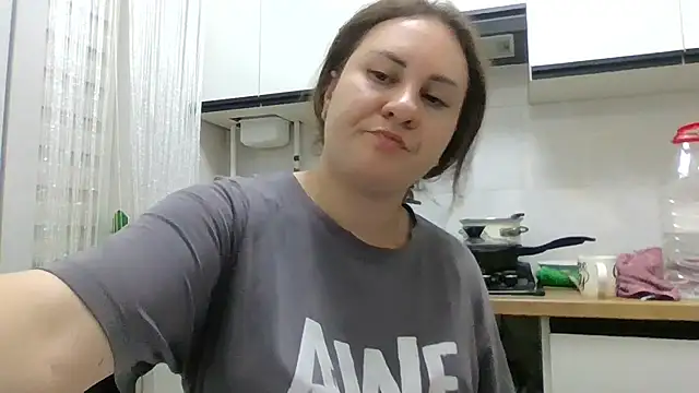 MeadowEyes online show from July 30, 6:31 pm