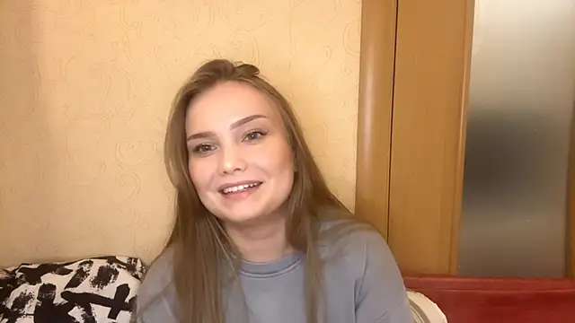 Snapshot of WillowSturiaIe chatting on October 12, 11:34 am WillowSturiaIe online show from October 12, 11:34 am