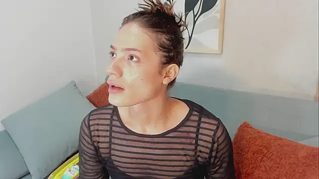 KassMonroe online show from July 28, 8:23 pm