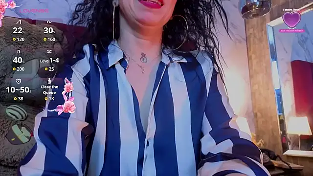 CHIARAJJONES online show from July 31, 12:50 pm