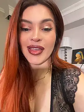 AbrilColls  online show from June 19, 1:10 am