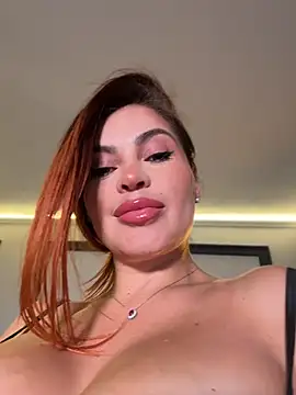 AbrilColls  online show from July 11, 12:10 am
