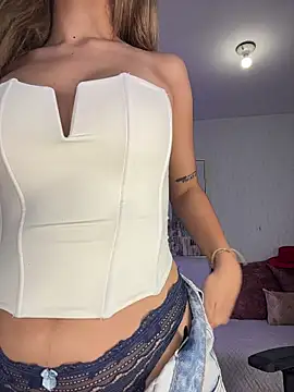 HoneyMollyX online show from December 1, 1:14 pm