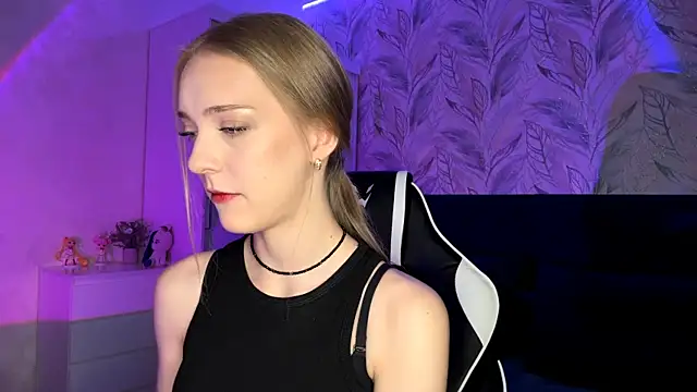 EvaPeace online show from November 7, 5:29 pm