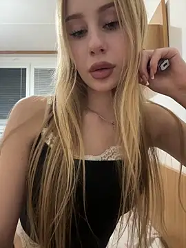 JudithCarly online show from November 21, 8:11 pm