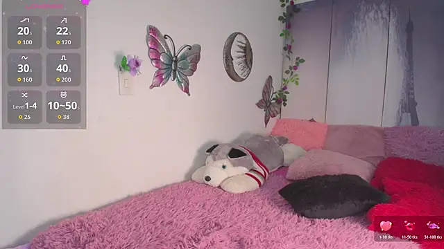 alix kitty online show from August 7, 10:28 pm