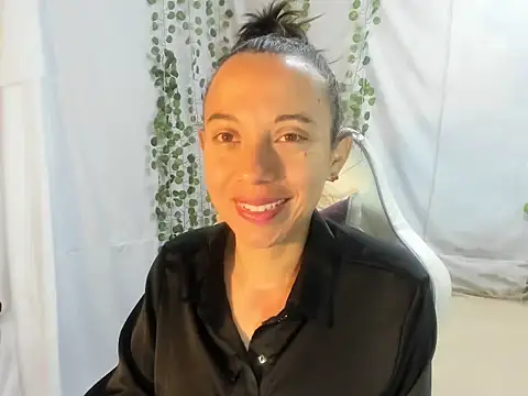 Snapshot of Perla_Jonhson_Rs chatting on October 10, 1:16 pm Perla Jonhson Rs online show from October 10, 1:16 pm