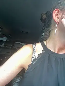 Butterfly8385 online show from July 31, 4:41 pm