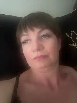 Butterfly8385 online show from June 27, 12:33 pm