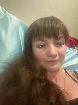 Butterfly8385 online show from June 10, 8:18 pm