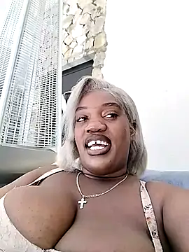 SweetBedroomEyez online show from July 4, 11:17 am