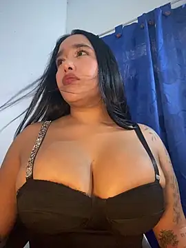 mis-violetha online show from June 12, 7:55 pm