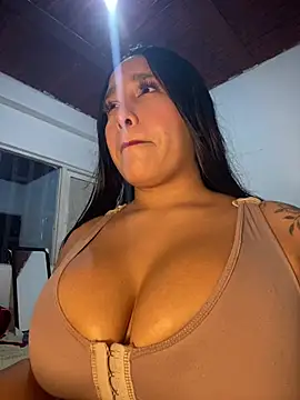 mis-violetha online show from July 26, 3:25 am
