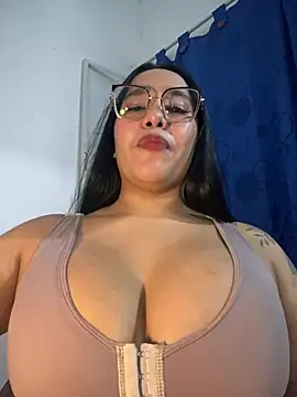 mis-violetha online show from July 18, 3:32 am