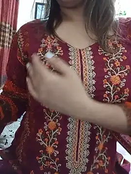 Tanha18 online show from July 17, 5:49 pm