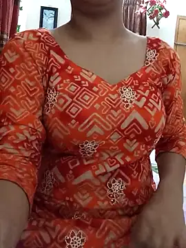 Tanha18 online show from June 19, 1:36 pm