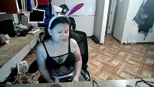 lexie suki69 online show from October 31, 3:30 am