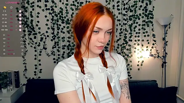 Foxy blush online show from November 14, 8:09 pm