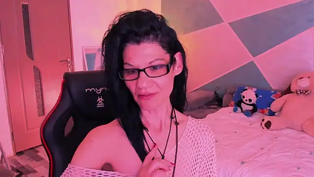 SweetSin40 online show from May 3, 9:29 pm