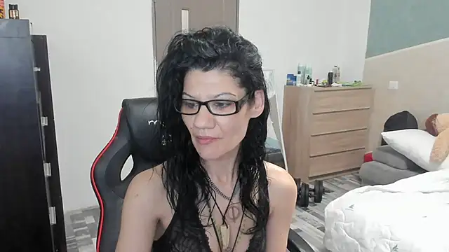 SweetSin40 online show from March 17, 9:19 pm