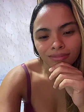 safadinhaquenteW online show from February 12, 3:41 am