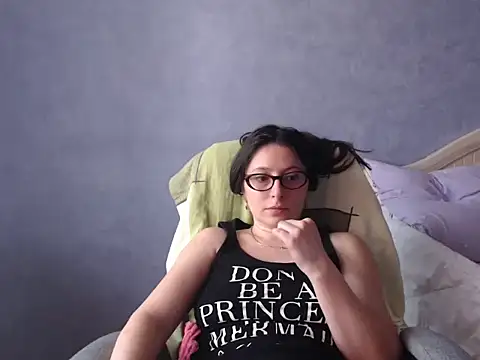 LuckyLisa23 online show from June 16, 12:06 pm