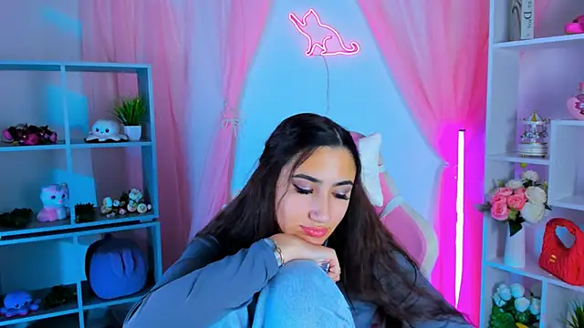 RebeckaThornton online show from November 13, 10:03 am