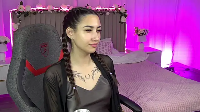 RebeckaThornton online show from January 9, 9:46 am