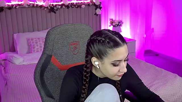 RebeckaThornton online show from January 17, 10:01 am