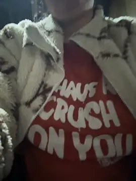 Linh-xxx online show from March 11, 10:30 am