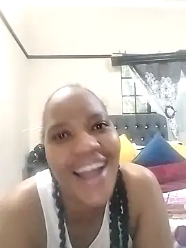 CaramelBoootie online show from November 30, 4:00 pm