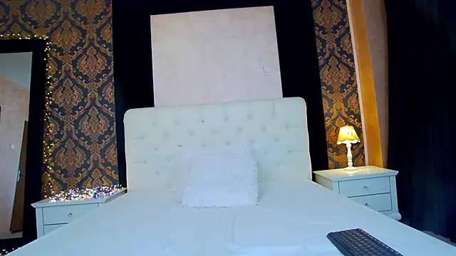 Soft Lilly online show from February 5, 7:55 am