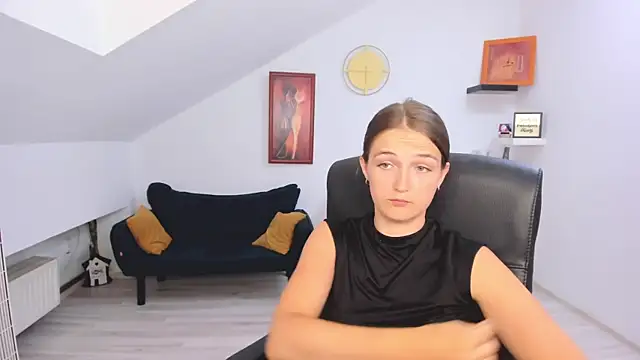 AnneWilsonn online show from June 29, 12:49 pm