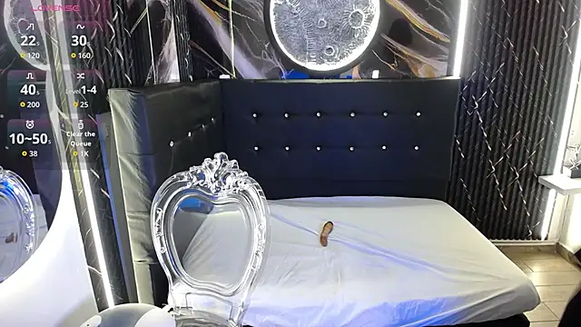  Pamelamilf online show from December 18, 3:28 pm