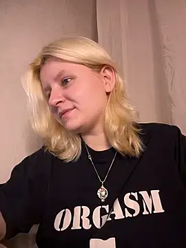 BonnyeBoom online show from March 15, 4:20 pm