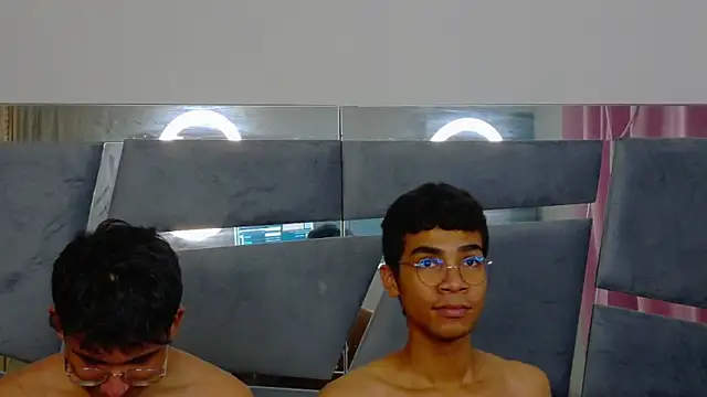 Desire4Duo online show from November 28, 2:20 pm