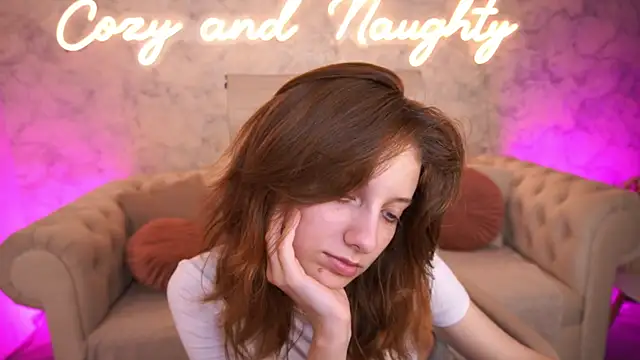 CuteeFoxy online show from August 4, 1:17 pm