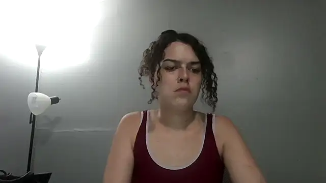 ali18of1 online show from April 4, 8:02 am