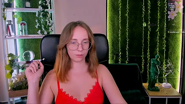 evalora vei online show from July 31, 10:33 pm